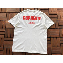 Supreme White Big Red Back Logo Short‑Sleeve T‑Shirt Statement Street‑Wear Top