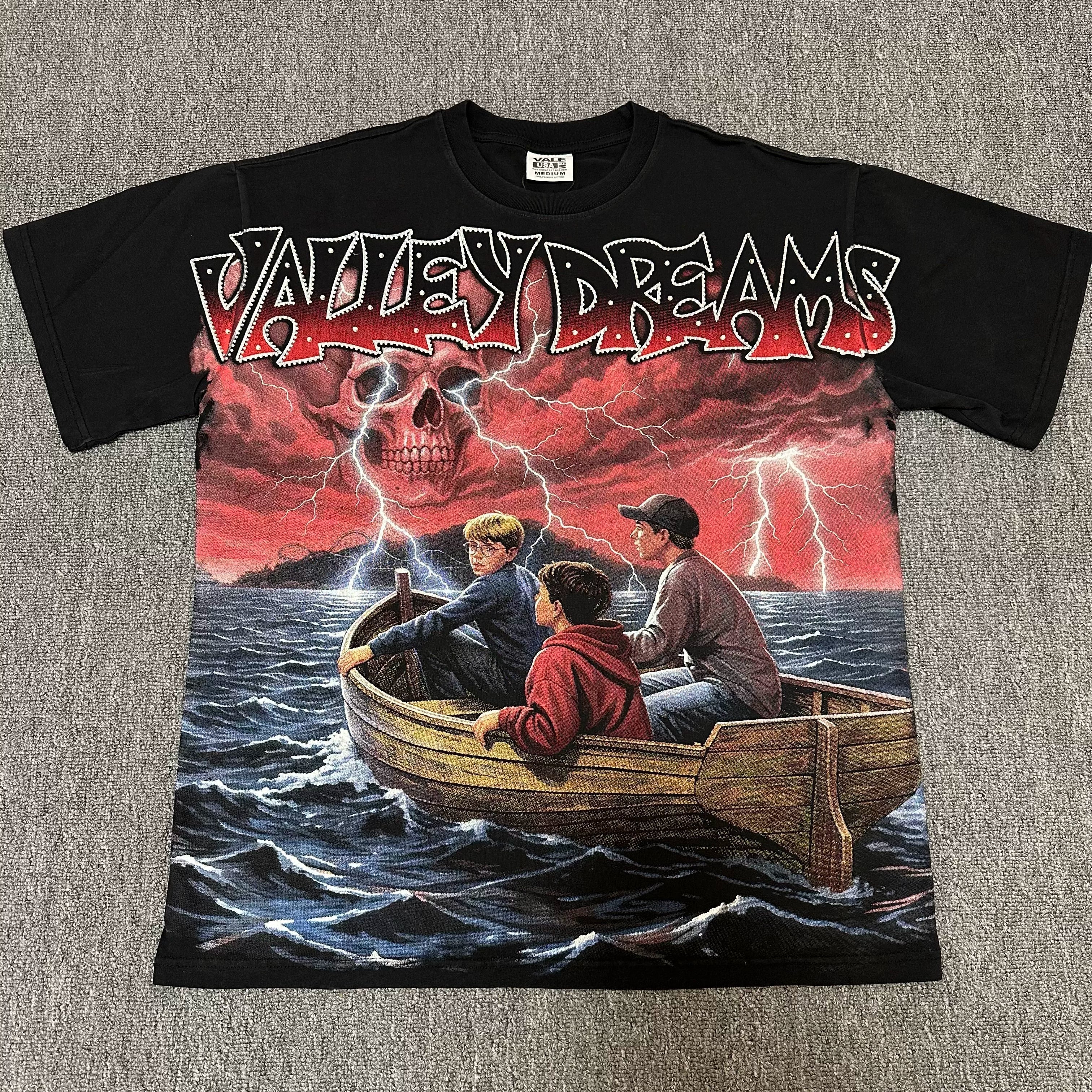 VALEFOREVER Black Storm Boat Skull Retro Horror Graphic Short Sleeve T-Shirt